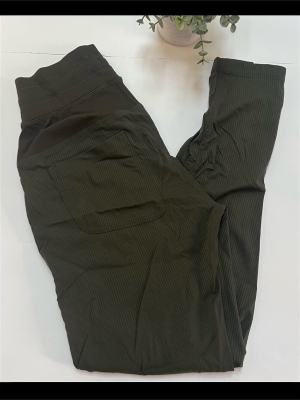 Lululemon Street To Studio Pant II Unlined 28” Dark Olive Size 2